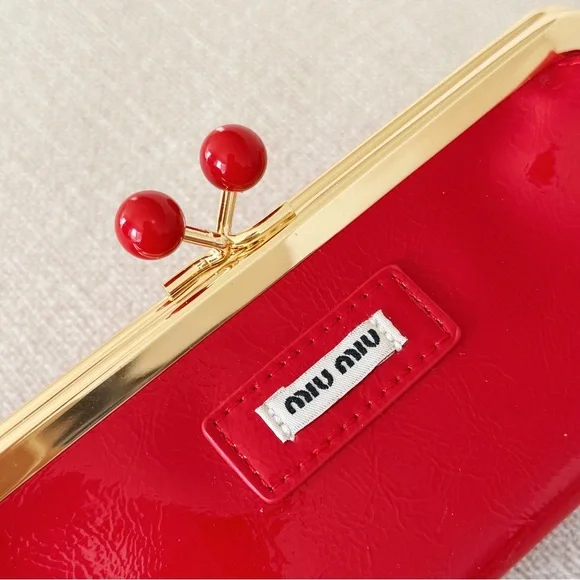Miu Miu Beauty Red Patent Bag with Chain - Picture 6 of 7